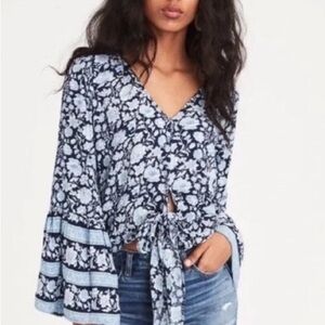 American Eagle Bell Sleeve Floral Blue Top